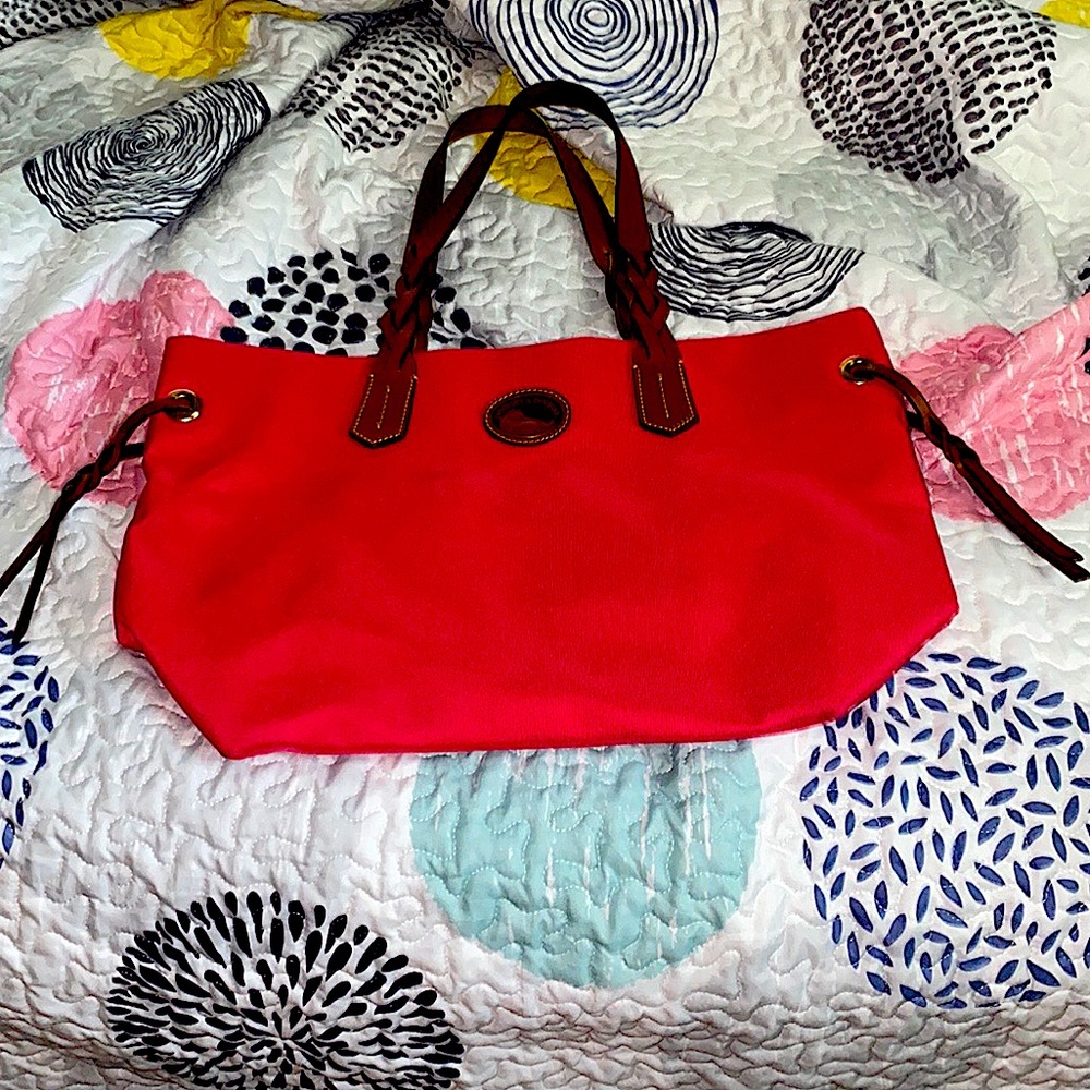 🩷BRAND NEW🩷 HOT PINK  DOONEY AND BOURKE tote